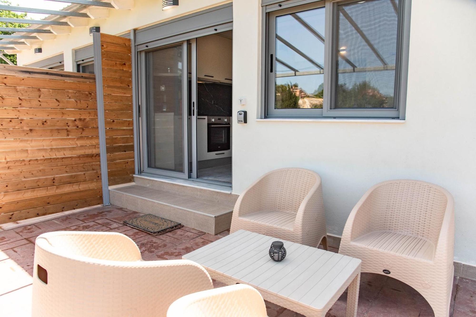 Gems Suites Corfu  ภายนอก รูปภาพ